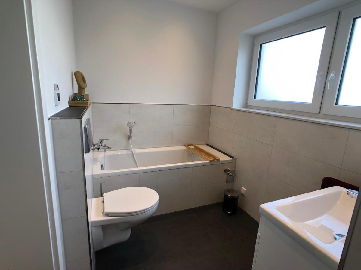 Luxurioese Ferienwohnung In Chemnitz - Apartment B28 Fuer 2 Plus 2 Gaeste Exterior photo
